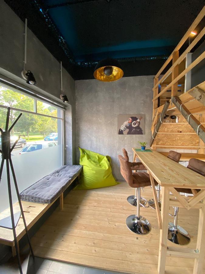 Jonnys Loft Apartment ออสนาบรึค ภายนอก รูปภาพ